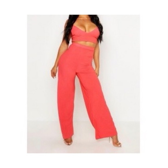 BOOHOO | matching red outfit - Picture 9 of 10